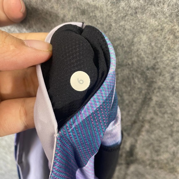 Lululemon Leggings 6 Black Pretty Prism Var City Crop High Rise Mesh - Picture 15 of 16